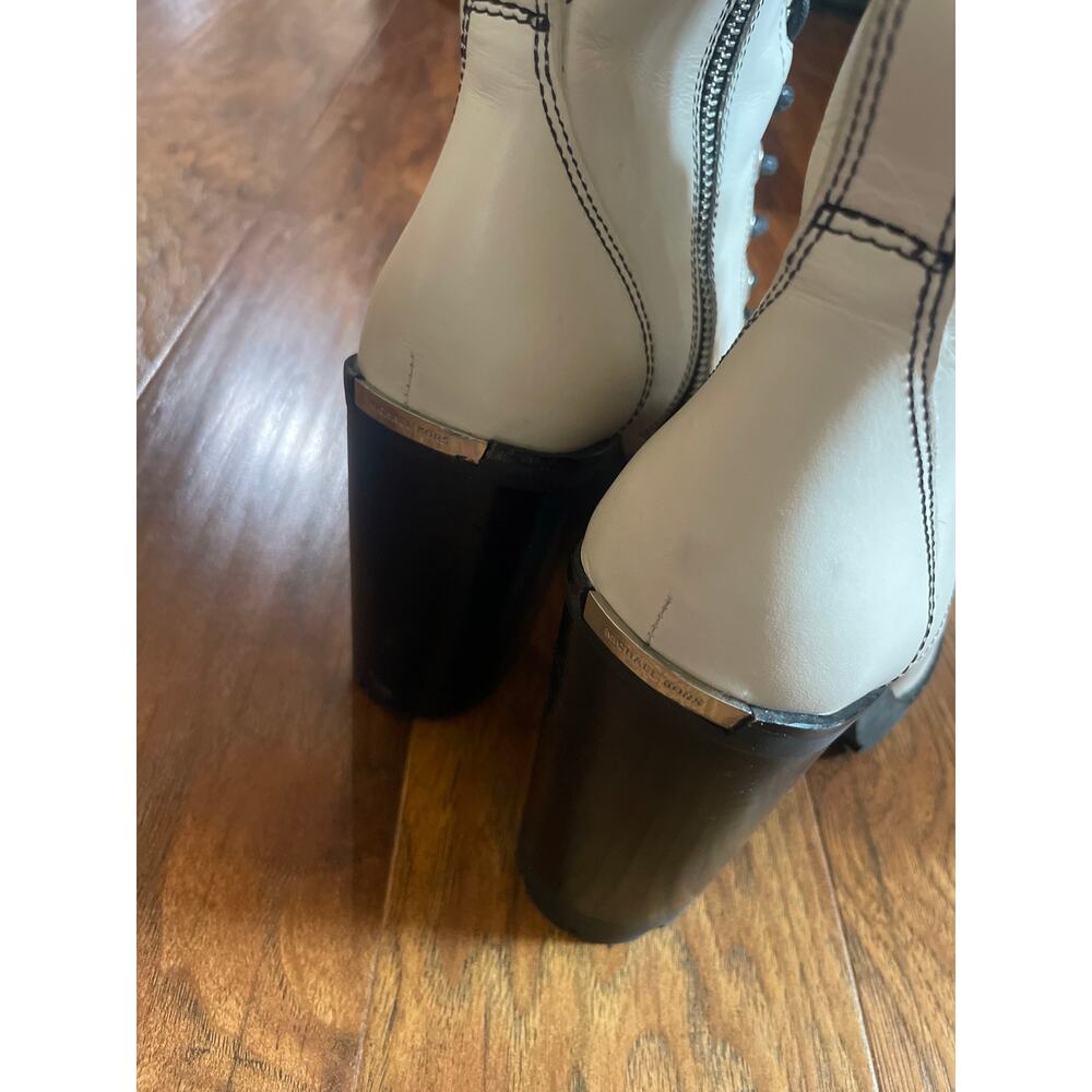 MICHAEL KORS Bastian Heeled Lace Up Combat Boots Cream Lug Sole Chunky Grunge 9 - Picture 7 of 7